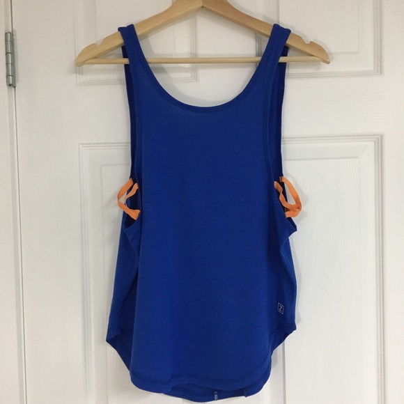 Zobha yoga blue tank top, size XS. - Picture 4 of 10